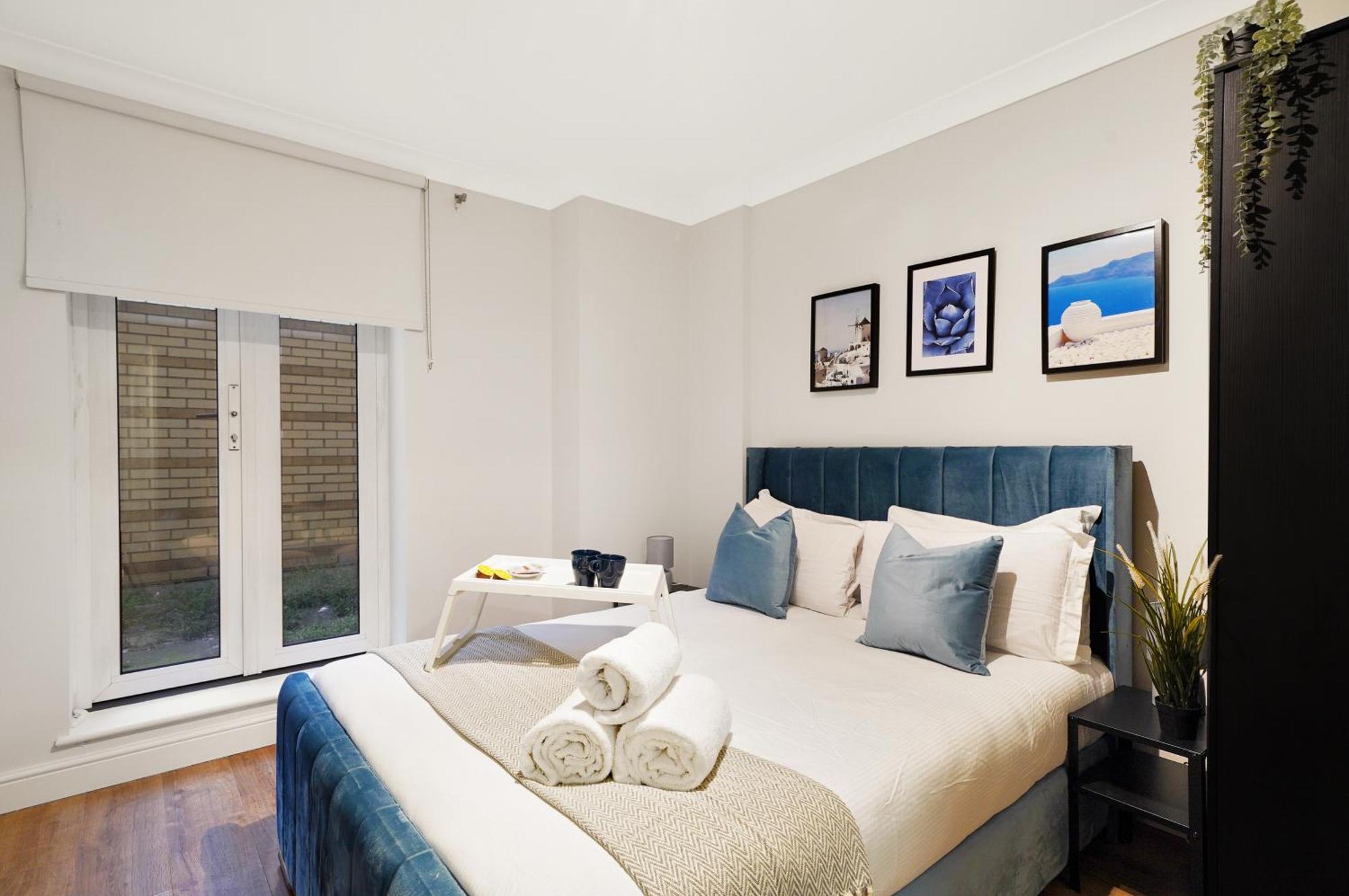 Luxury 3-bed With Private Garden En-suites & Underground Parking Prime Nw6 Location Appartamento Londra