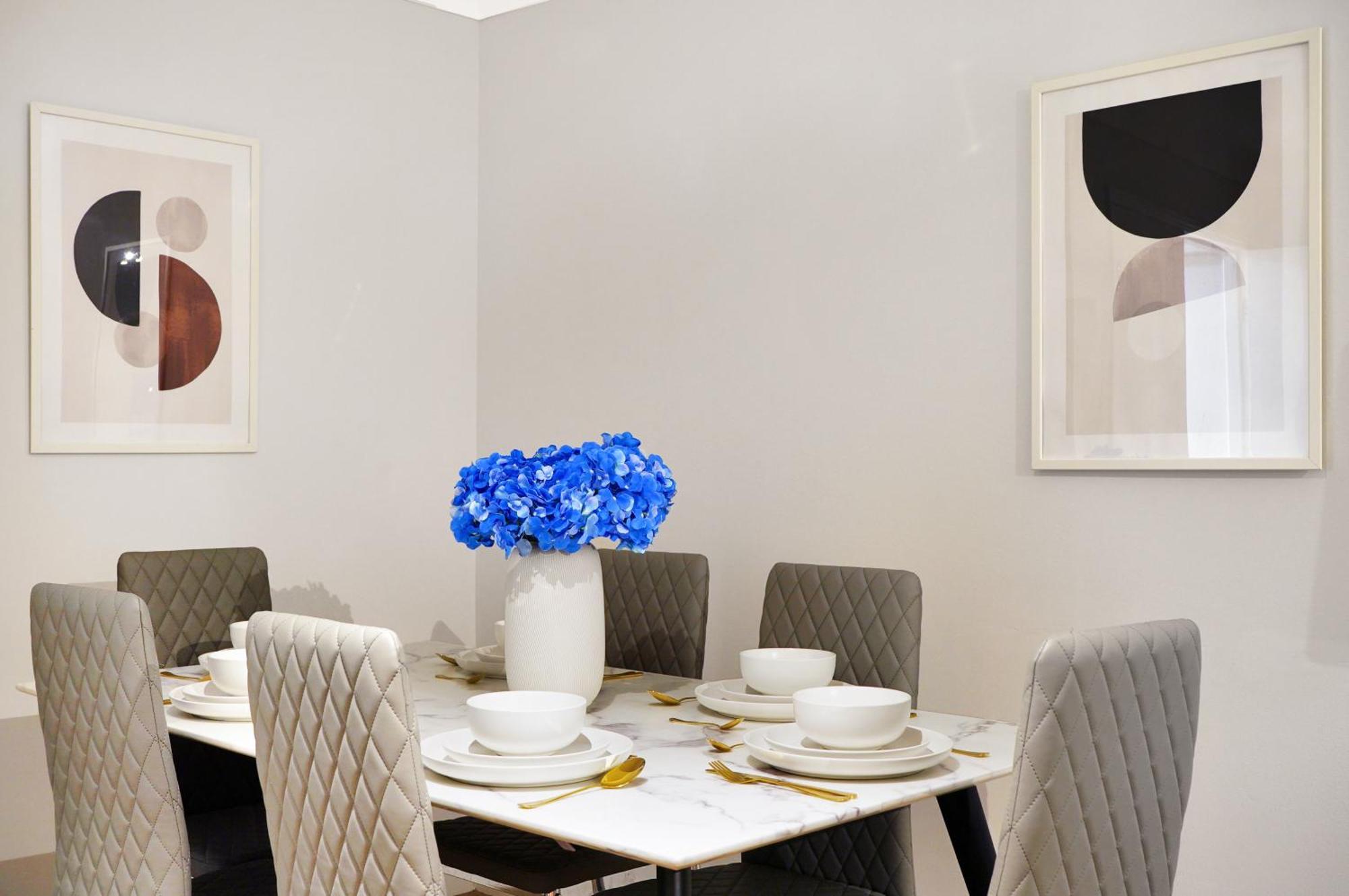 Appartamento Luxury 3-bed With Private Garden En-suites & Underground Parking Prime Nw6 Location